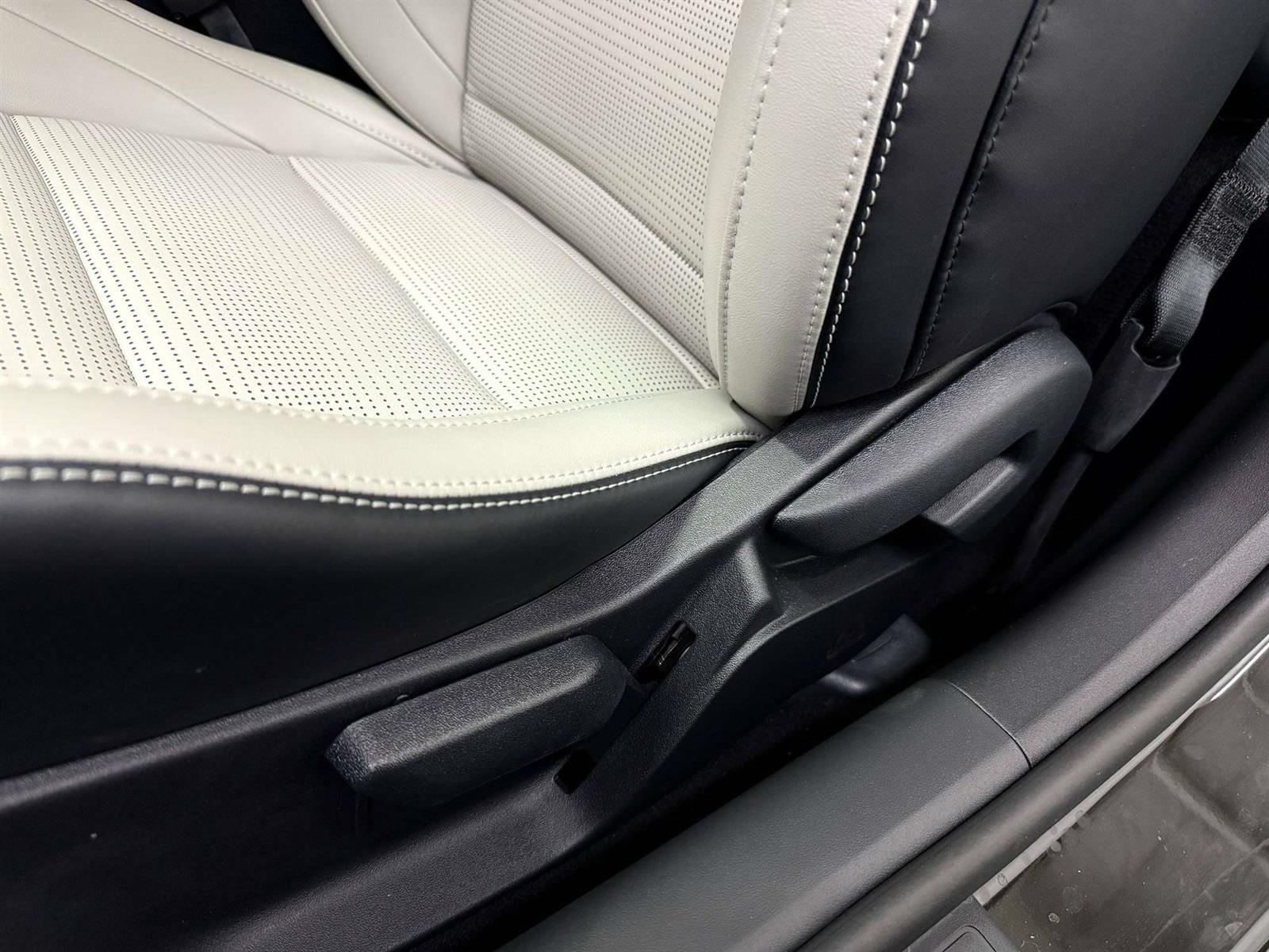2026 Ford Mustang GT PREMIUM NITE PONY PACKAGE RECARO SEATS - Thumbnail 18