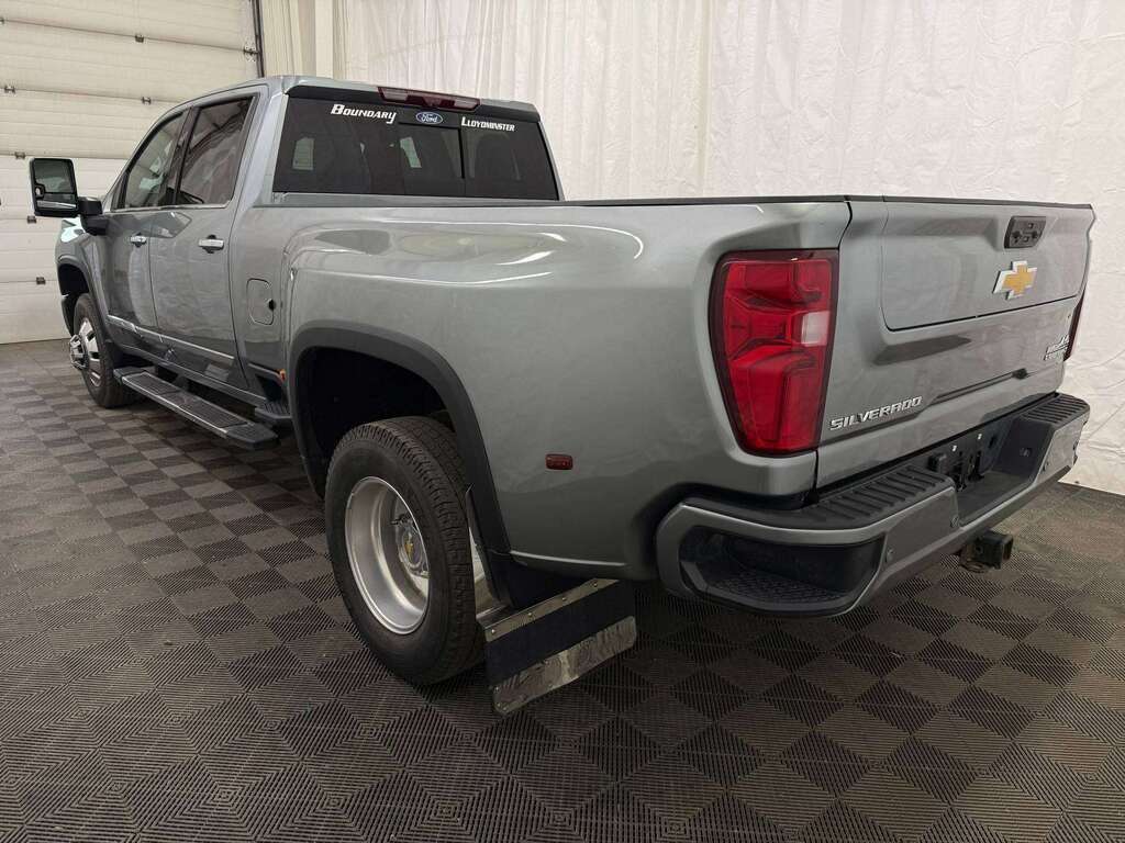 2024 Chevrolet Silverado 3500 HIGH COUNTRY 6.6 DIESEL DRW - Thumbnail 13