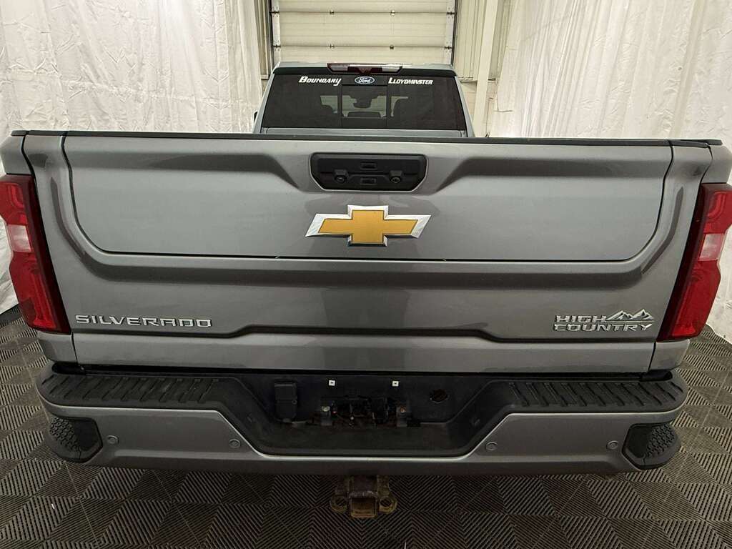 2024 Chevrolet Silverado 3500 HIGH COUNTRY 6.6 DIESEL DRW - Thumbnail 14