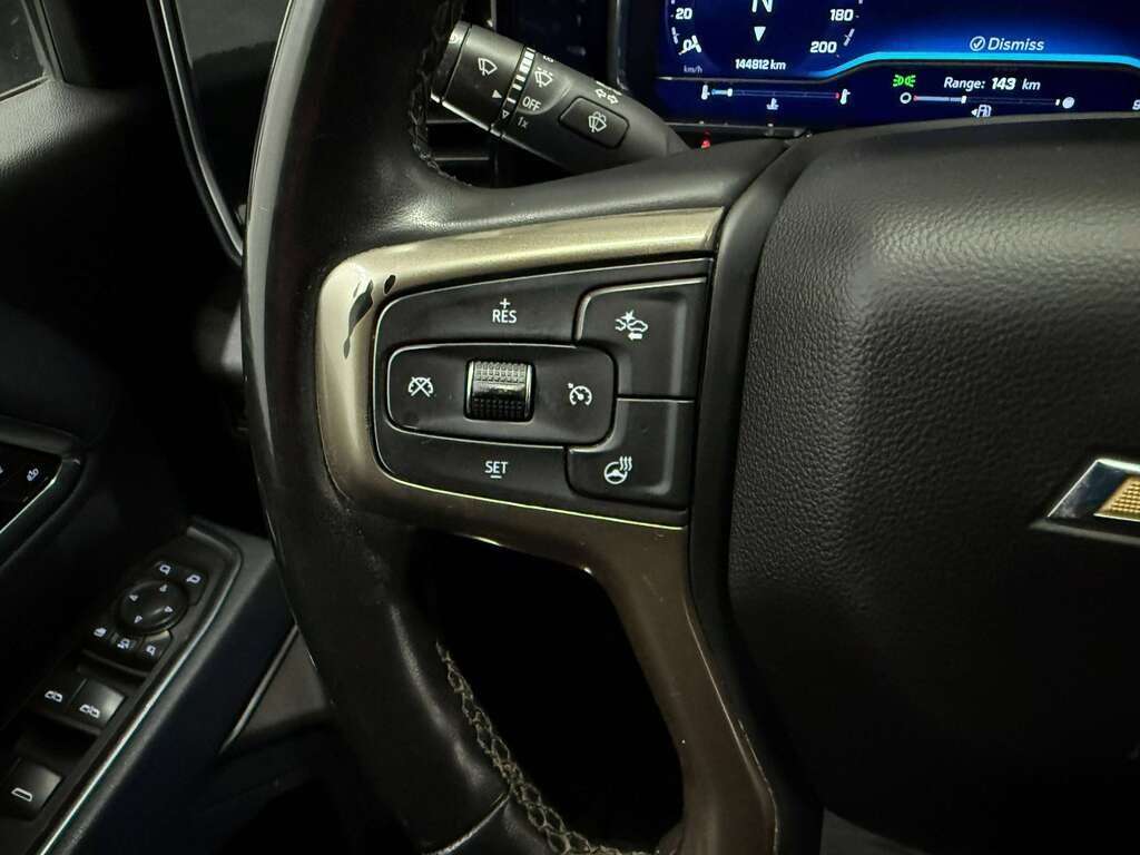 2024 Chevrolet Silverado 3500 HIGH COUNTRY 6.6 DIESEL DRW - Thumbnail 29