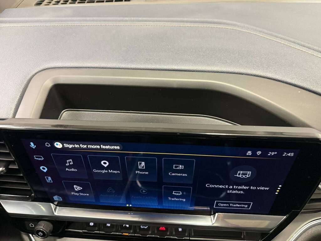 2024 Chevrolet Silverado 3500 HIGH COUNTRY 6.6 DIESEL DRW - Thumbnail 33