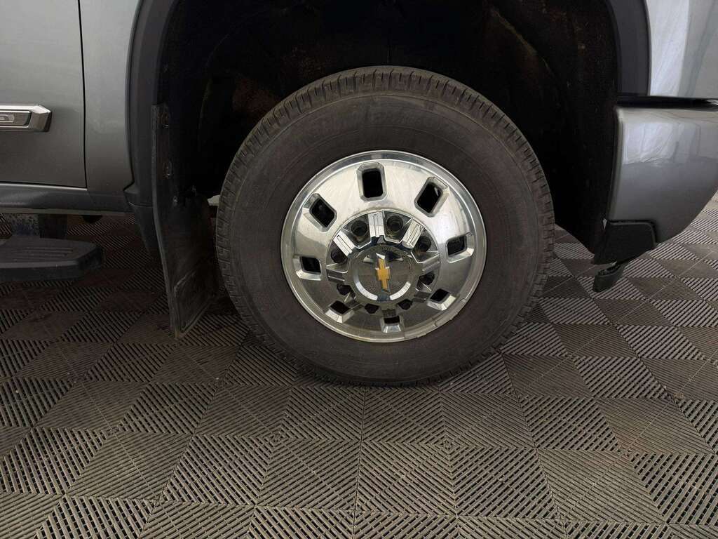2024 Chevrolet Silverado 3500 HIGH COUNTRY 6.6 DIESEL DRW - Thumbnail 4