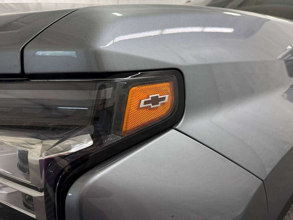 2024 Chevrolet Silverado 3500 HIGH COUNTRY 6.6 DIESEL DRW - Thumbnail 8