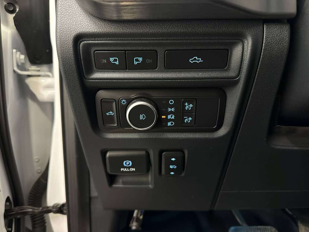 2021 Ford F-150 LARIAT 502A SPORT | FX4 PKG | POWER BOARDS | B&O - Thumbnail 24