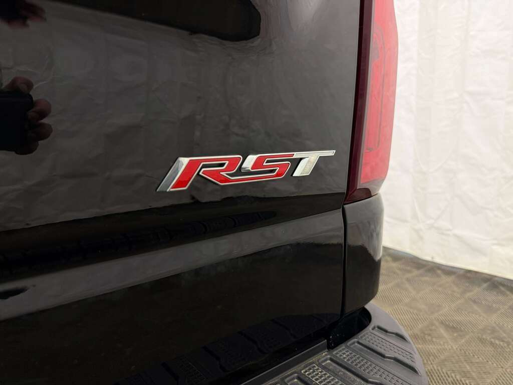 2024 Chevrolet Silverado 1500 RST | 3.0L DIESEL Z71 | HEATED LEATHER - Thumbnail 15