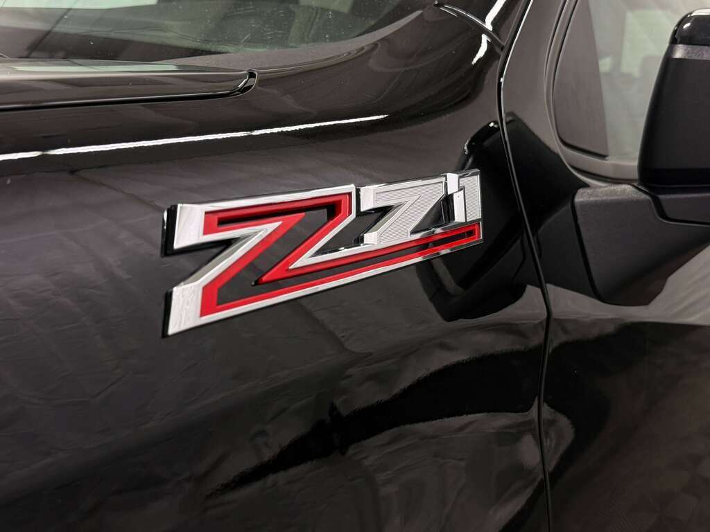 2024 Chevrolet Silverado 1500 RST | 3.0L DIESEL Z71 | HEATED LEATHER - Thumbnail 9