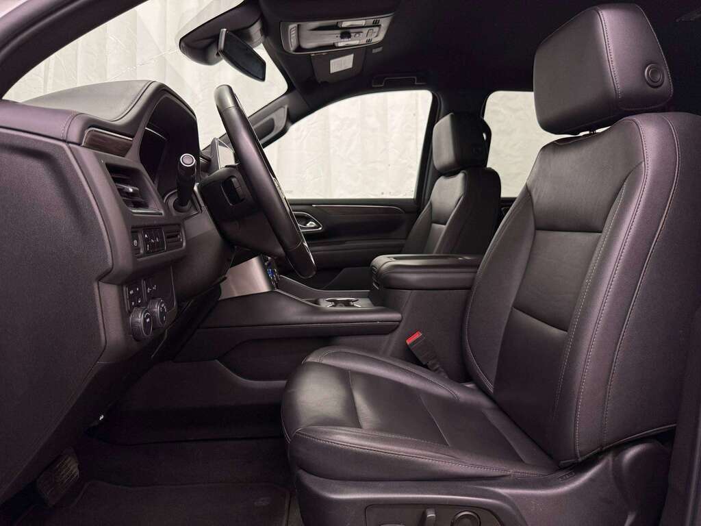 2023 Chevrolet Suburban LT 7 PASSENGER | HEATED LEATHER | NAV | LANE KEEP - Thumbnail 19