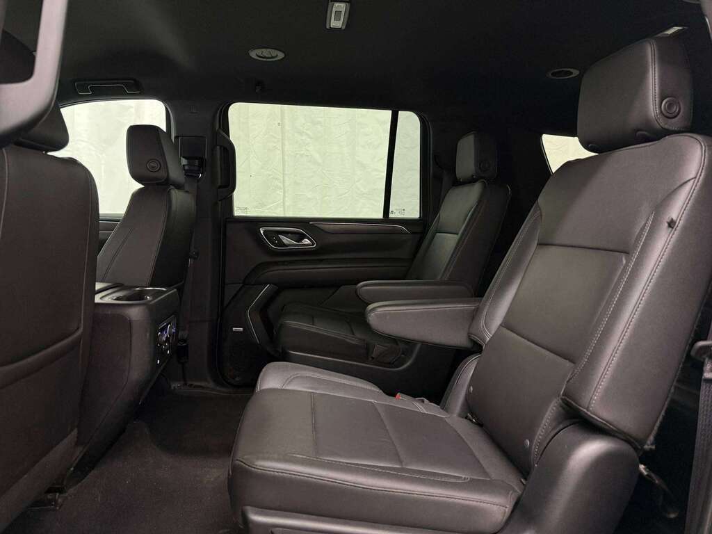 2023 Chevrolet Suburban LT 7 PASSENGER | HEATED LEATHER | NAV | LANE KEEP - Thumbnail 37