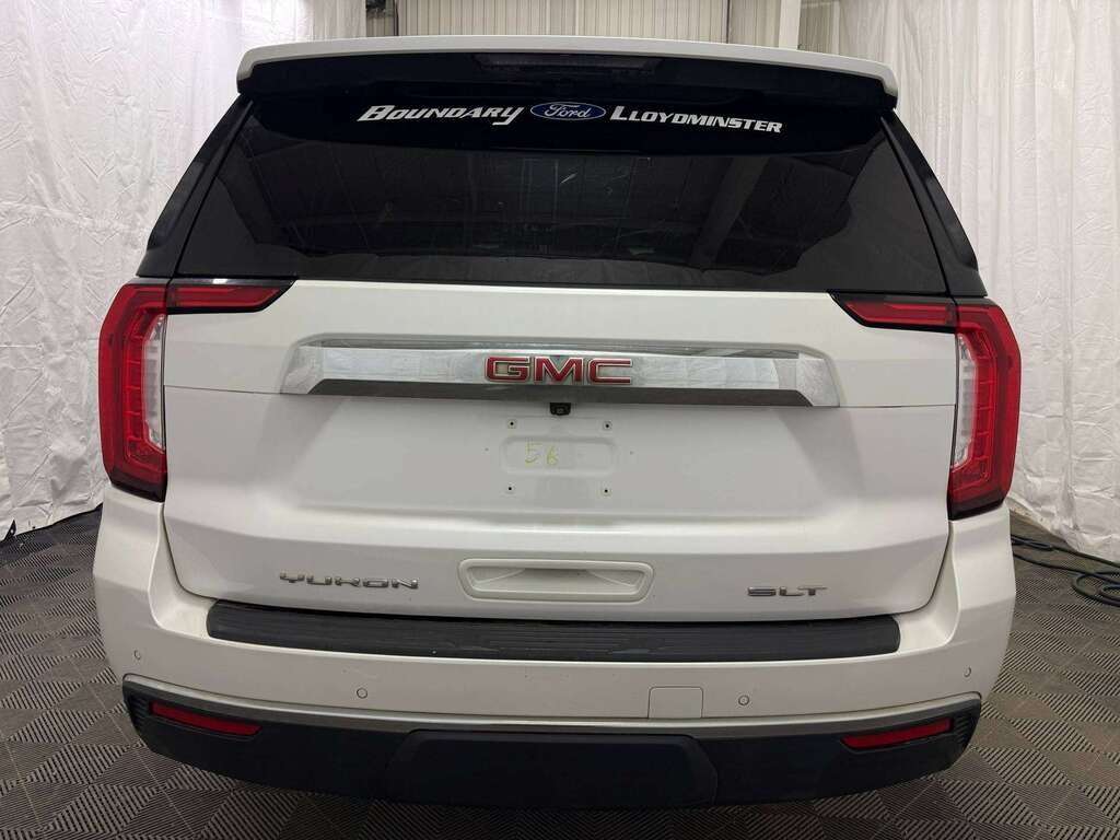 2021 GMC Yukon SLT 7 PASSENGER | HEATED LEATHER | NAV | SUNROOF - Thumbnail 12