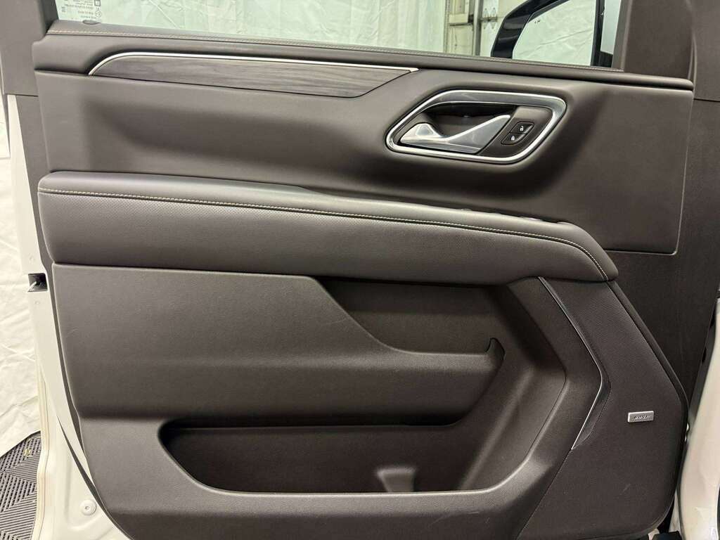 2021 GMC Yukon SLT 7 PASSENGER | HEATED LEATHER | NAV | SUNROOF - Thumbnail 21