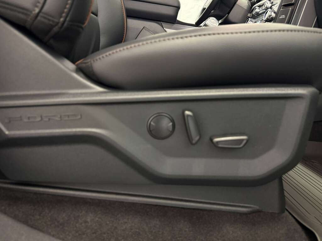 2026 Ford F-150 LARIAT FX4 OFF ROAD PACKAGE B&O AUDIO - Thumbnail 40