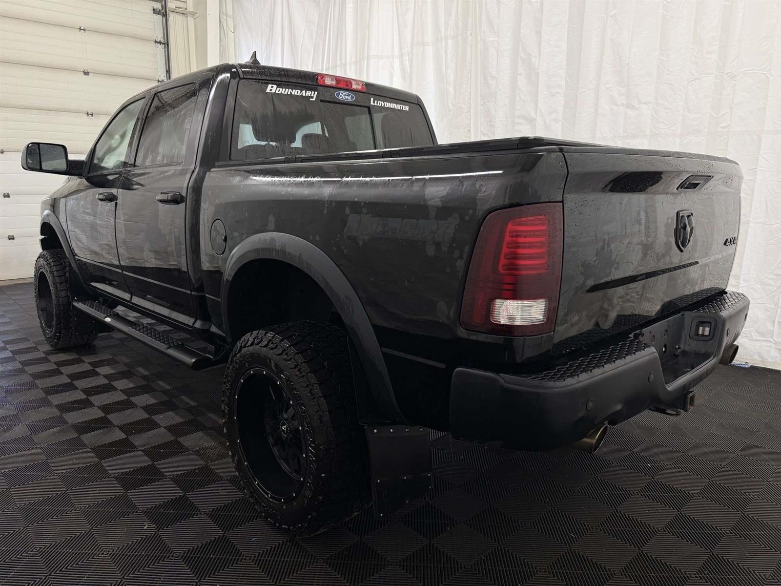 2019 Ram 1500 WARLOCK 5.7L HEMI | 6 INCH RC LIFT | AIRBAGS - Thumbnail 10