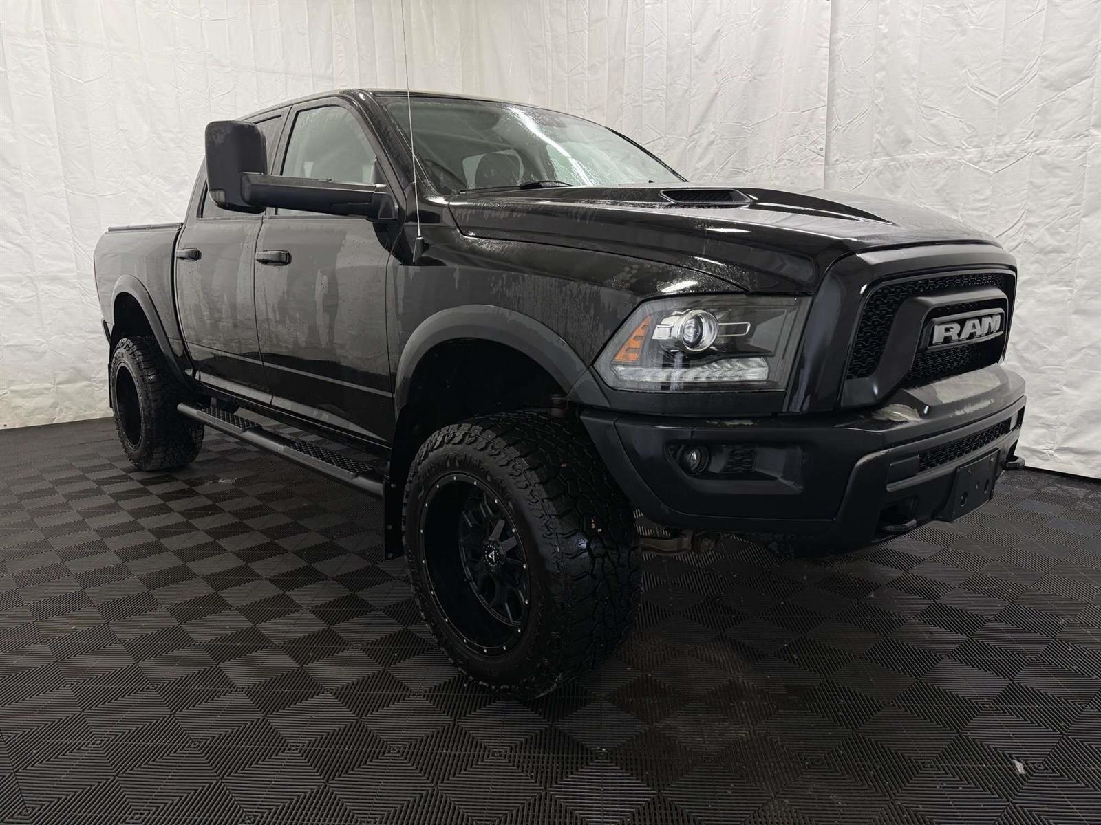 2019 Ram 1500 WARLOCK 5.7L HEMI | 6 INCH RC LIFT | AIRBAGS - Thumbnail 2