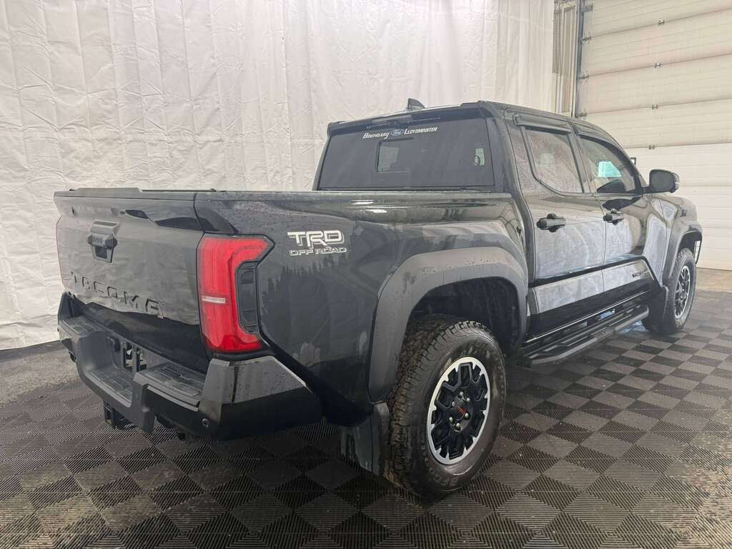 2024 Toyota Tacoma TRD OFF ROAD | HTD/CLD LEATHER | SUNROOF | TONNEAU - Thumbnail 12