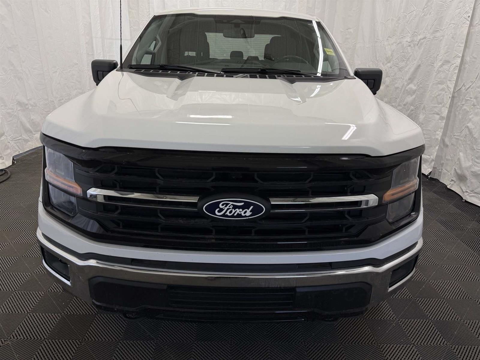 2024 Ford F-150 XLT 5.0L 6.5FT BOX | TOW/HAUL PACKAGE | REV CAM - Thumbnail 5
