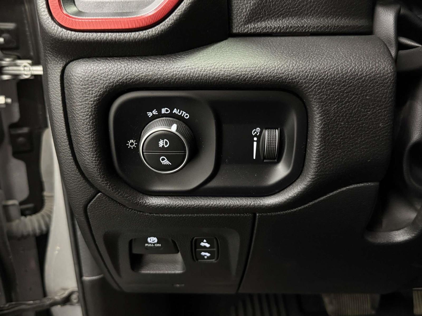 2023 Ram 1500 REBEL 5.7l HEMI | SPORT HOOD | ALPINE AUDIO - Thumbnail 23