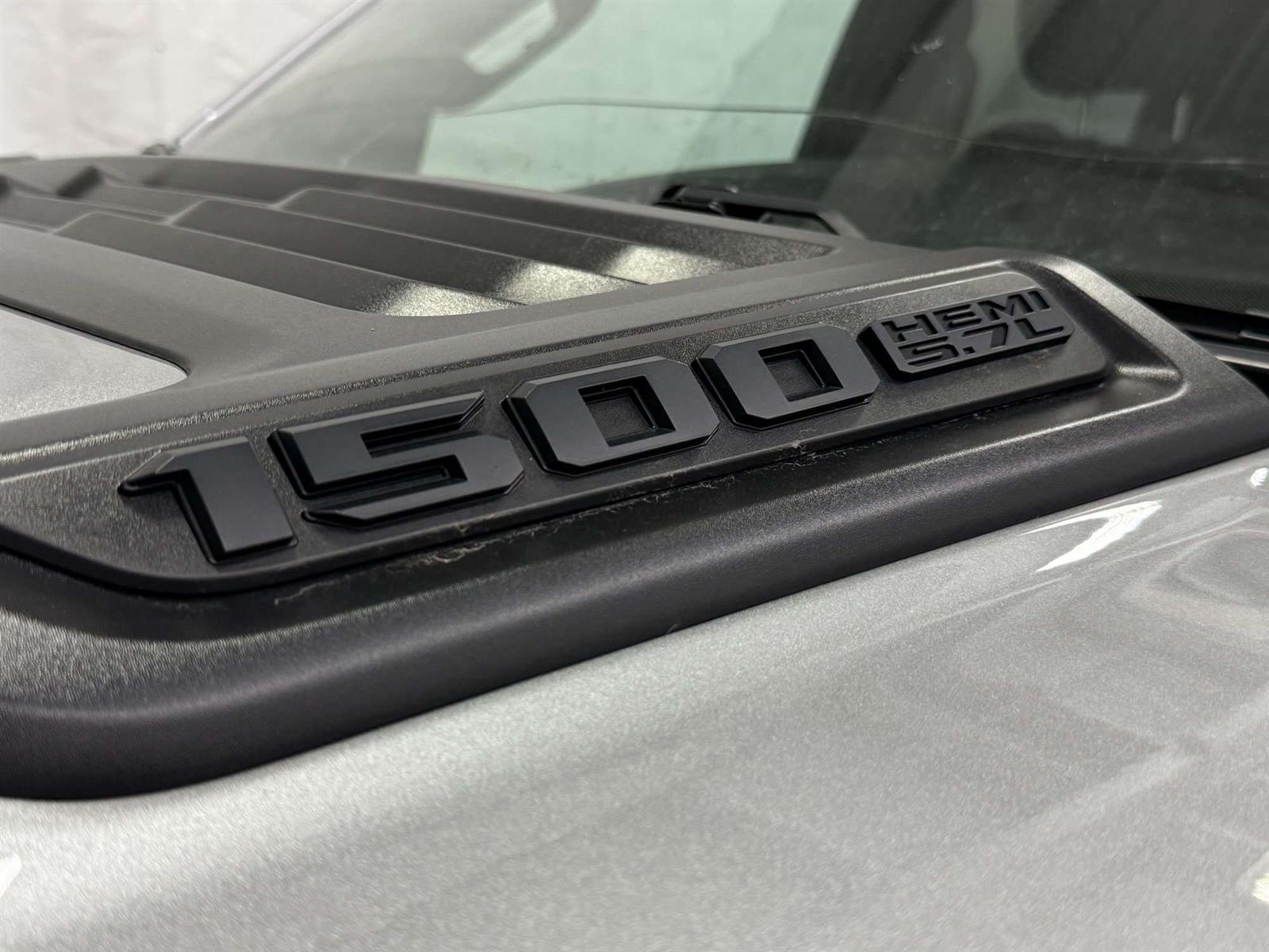 2023 Ram 1500 REBEL 5.7l HEMI | SPORT HOOD | ALPINE AUDIO - Thumbnail 8