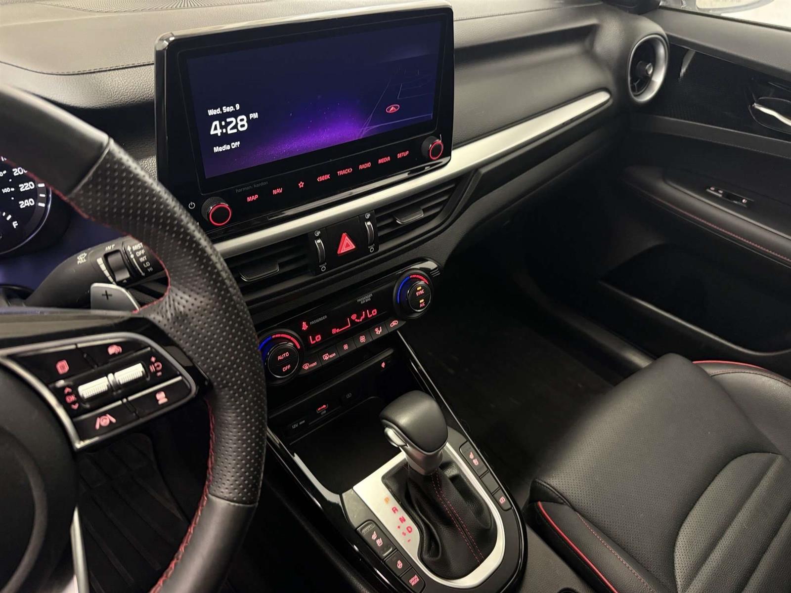 2023 Kia Forte GT LIMITED | HTD/CLD LEATHER | MOONROOF - Thumbnail 23