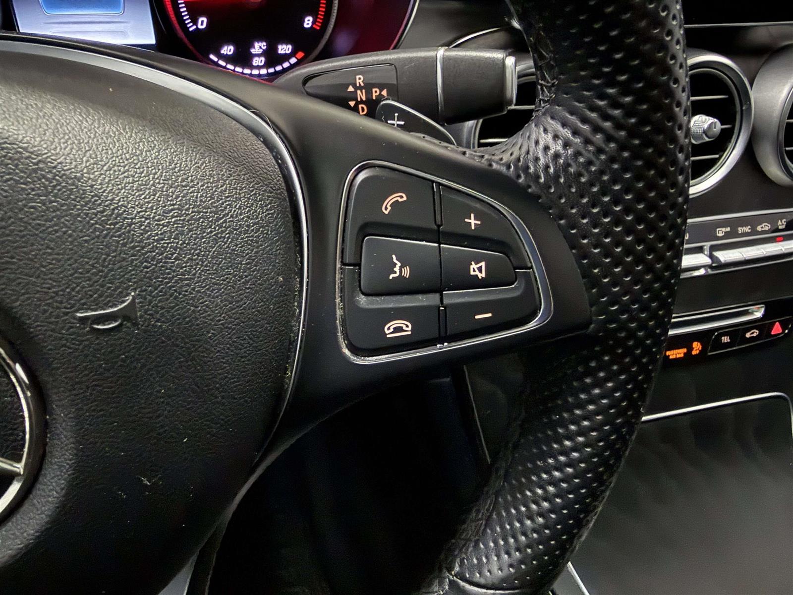 2019 Mercedes-Benz GLC GLC 300 4MATIC - Thumbnail 28
