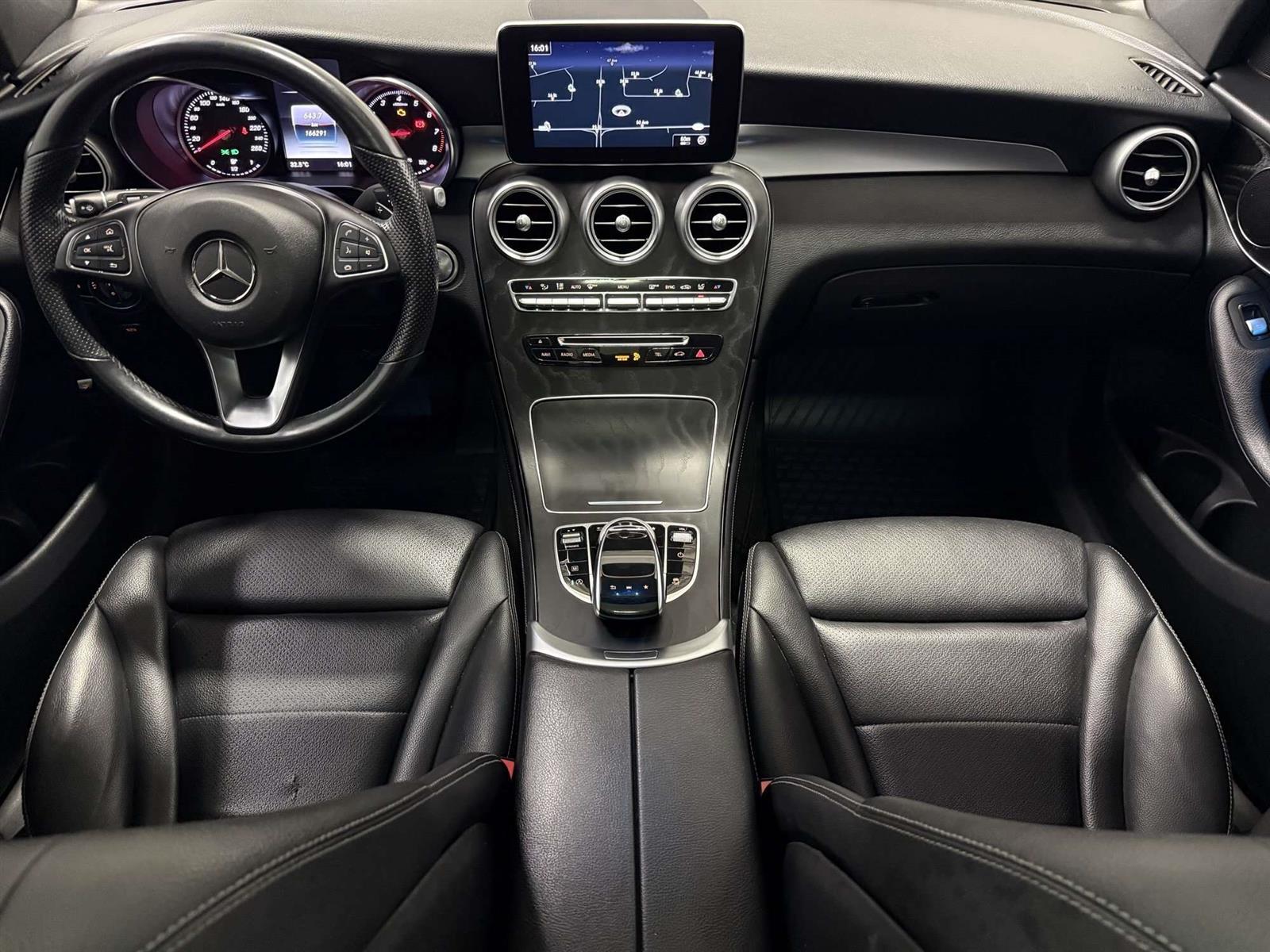 2019 Mercedes-Benz GLC GLC 300 4MATIC - Thumbnail 36