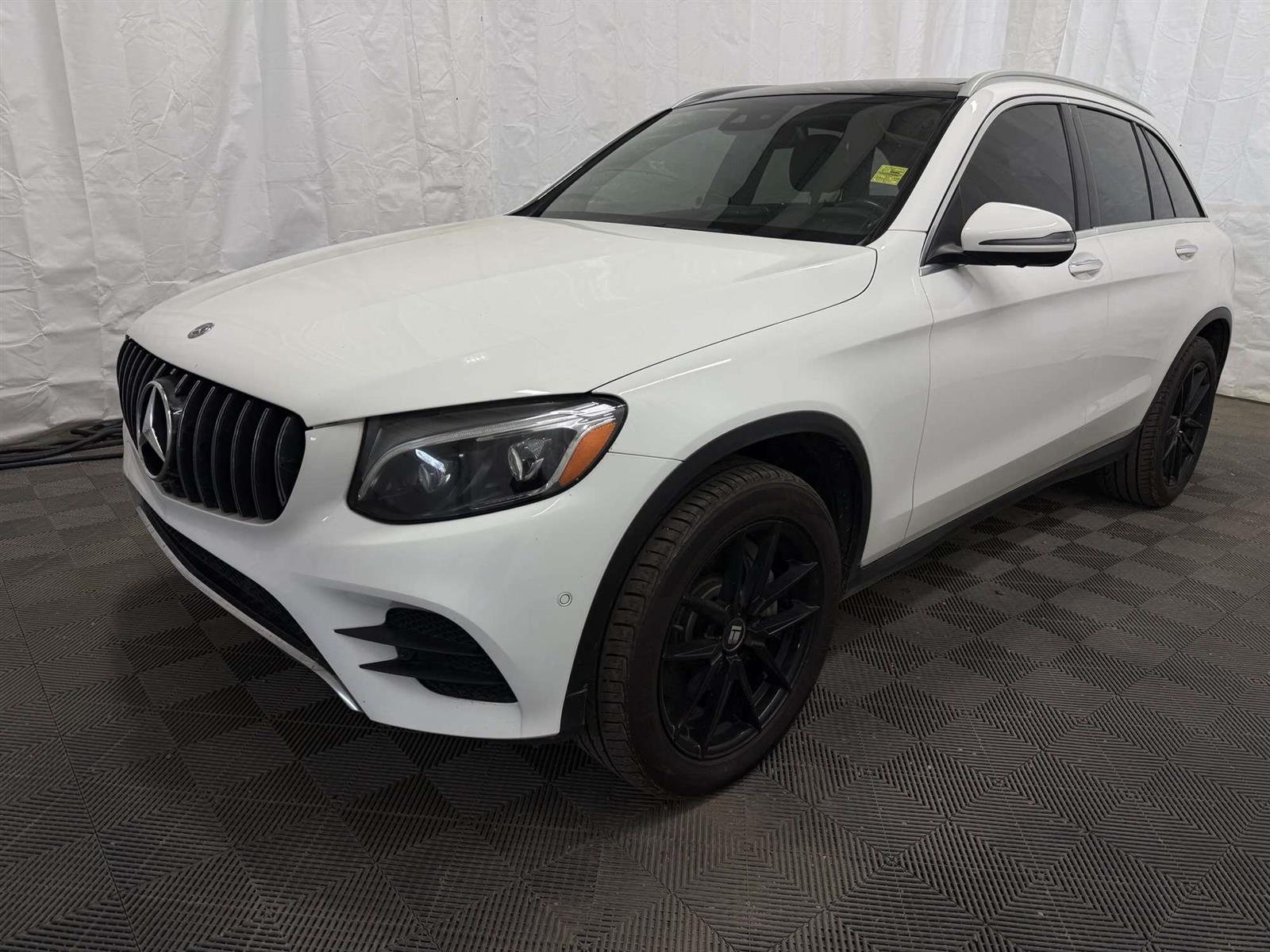 2019 Mercedes-Benz GLC GLC 300 4MATIC - Thumbnail 7