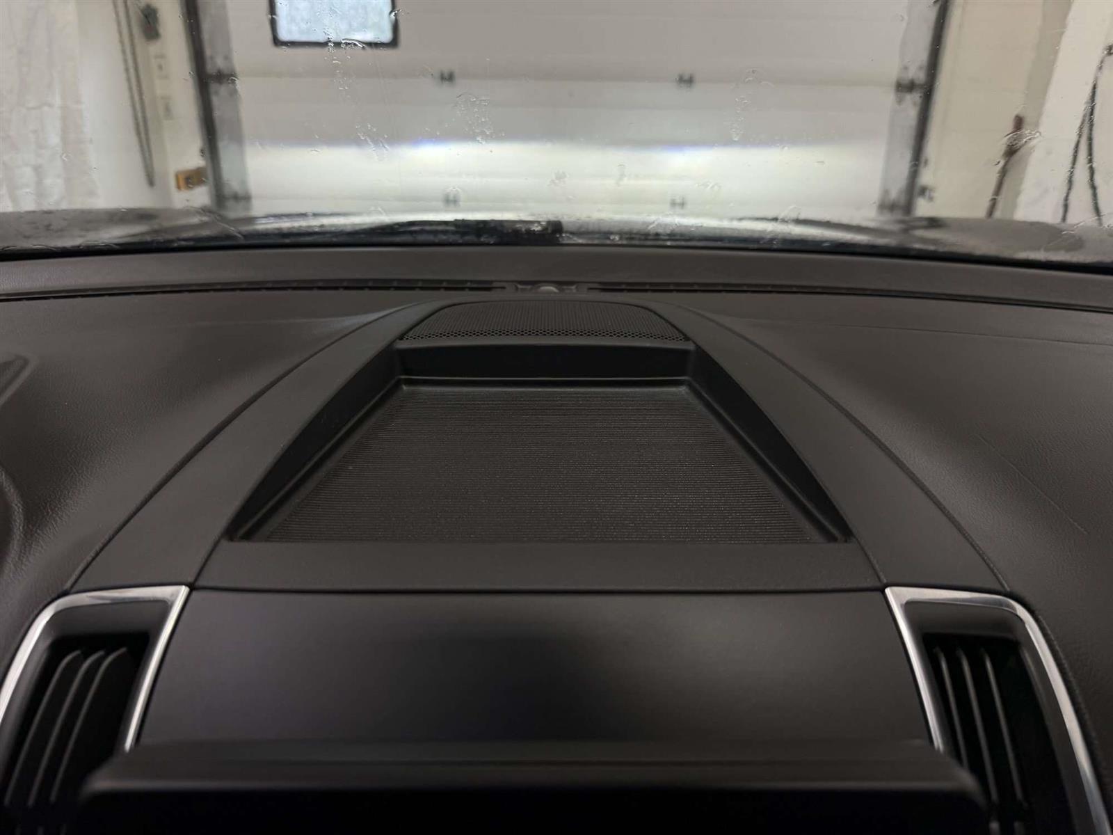 2022 Ford Edge ST AWD | LEATHER/SUEDE | SUNROOF | REMOTE START - Thumbnail 30