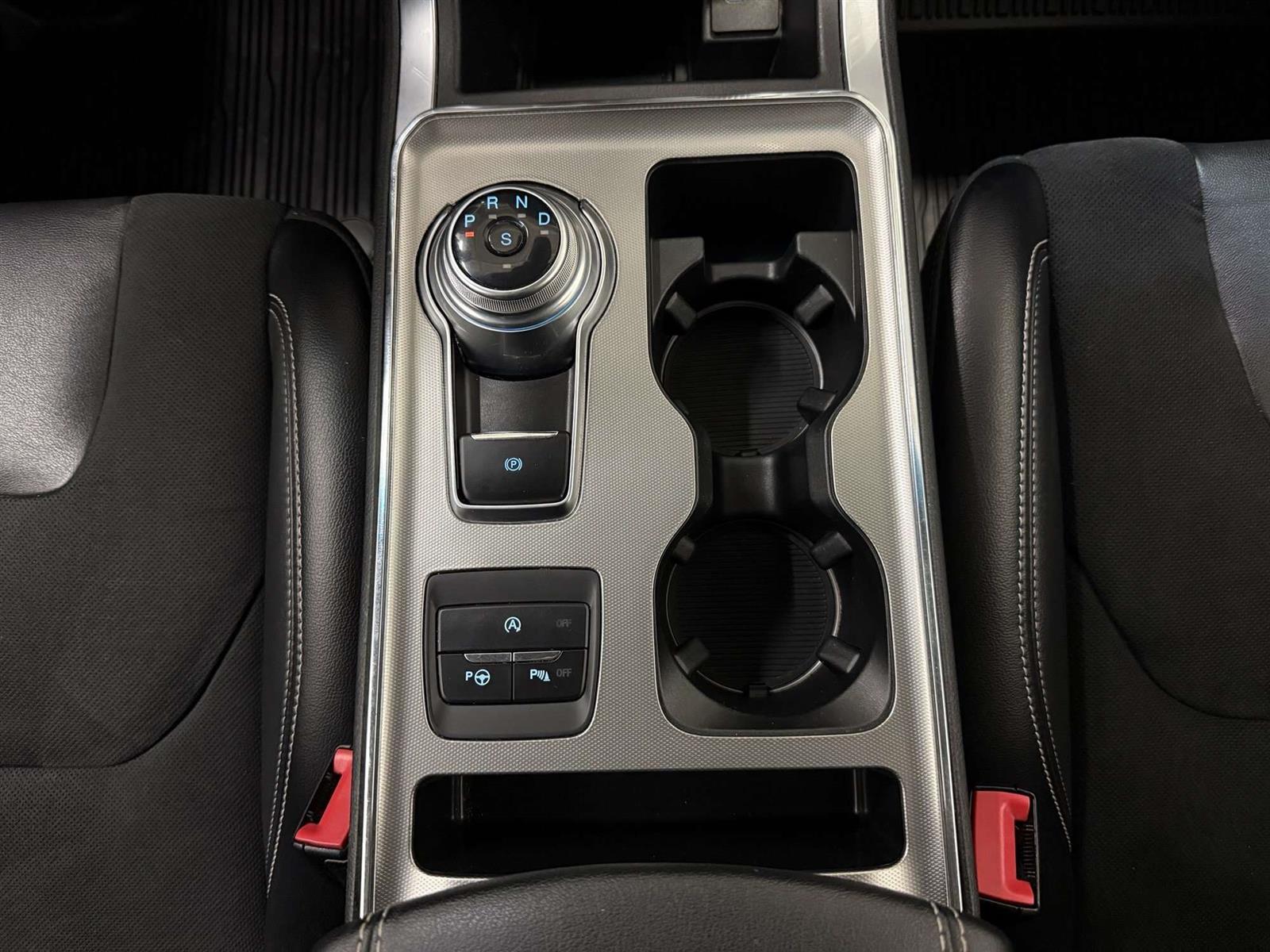 2022 Ford Edge ST AWD | LEATHER/SUEDE | SUNROOF | REMOTE START - Thumbnail 33