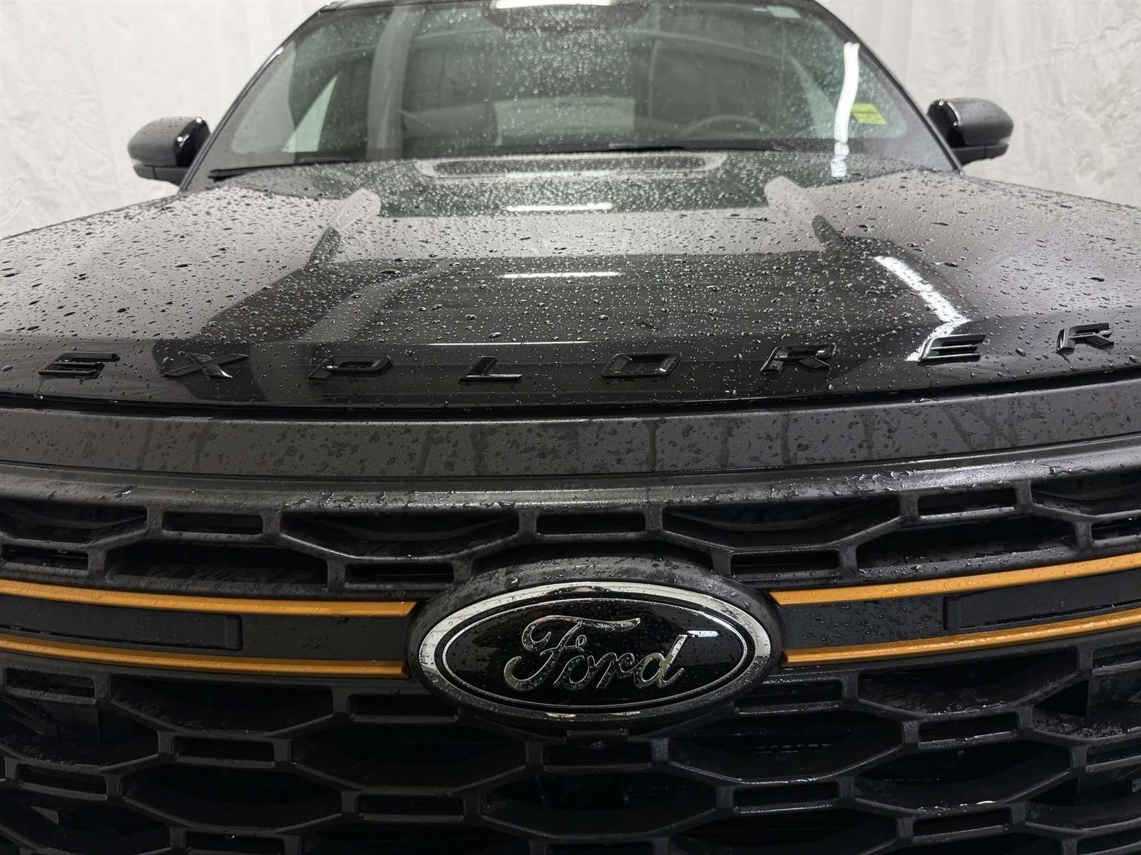 2026 Ford Explorer ULTIMATE PACKAGE | PANO ROOF | MASSAGE SEATS - Thumbnail 5