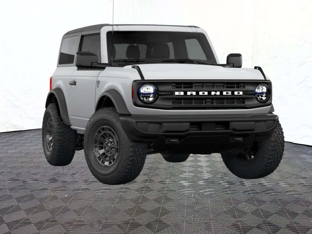 2026 Ford Bronco Base 2 Door 4x4 - Thumbnail 2