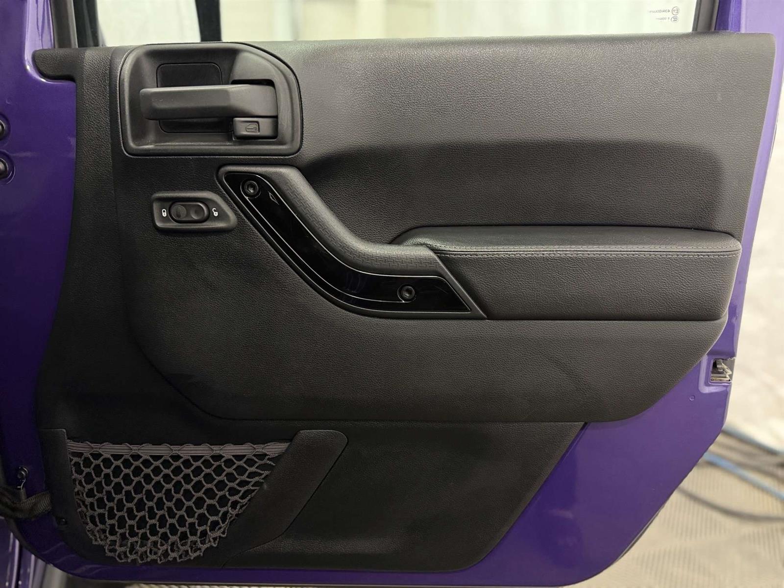 2016 Jeep Wrangler WRANGLER SAHARA BACKCOUNTRY | HEATED LEATHER - Thumbnail 40