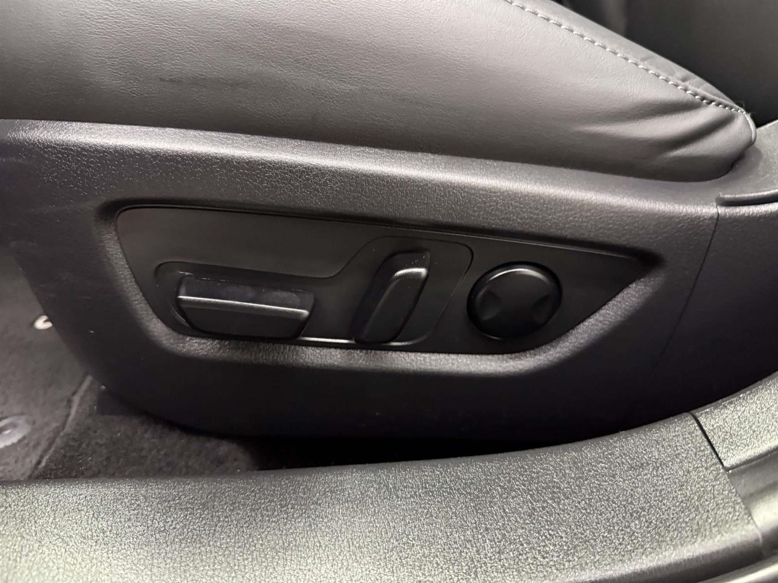 2024 Mazda CX-30 GS AWD LUXURY PKG | LEATHER | SUNROOF | NAV - Thumbnail 21