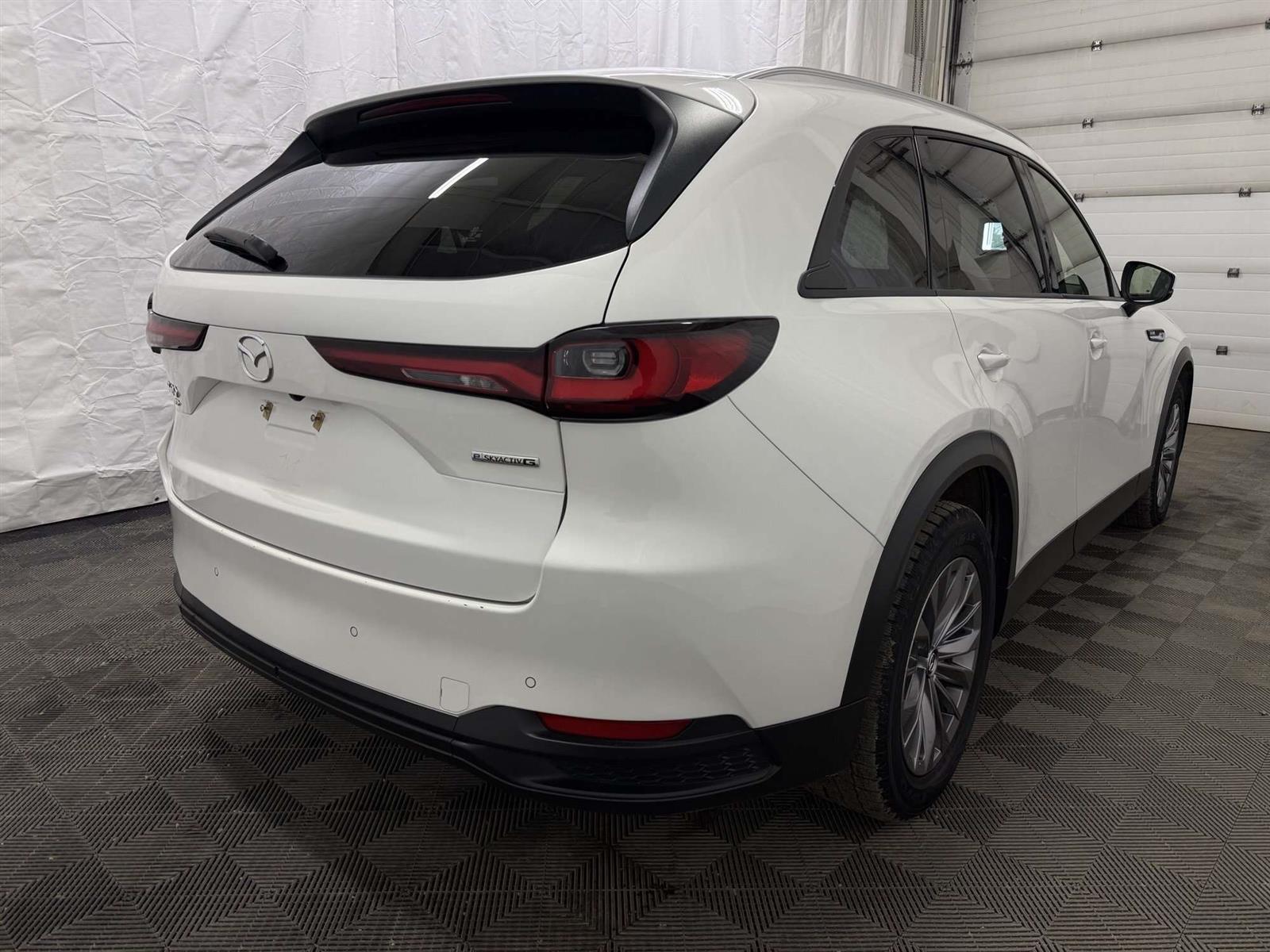 2025 Mazda CX-90 MHEV GS-L AWD - Thumbnail 15