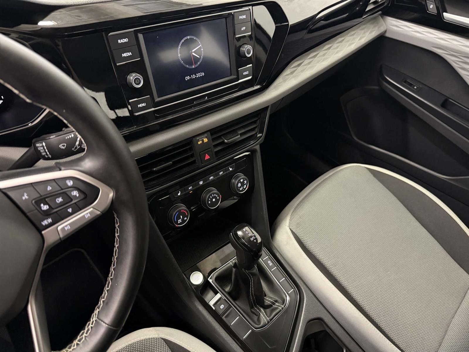 2024 Volkswagen Taos TRENDLINE 1.5 TURBOCHARGED - Thumbnail 21