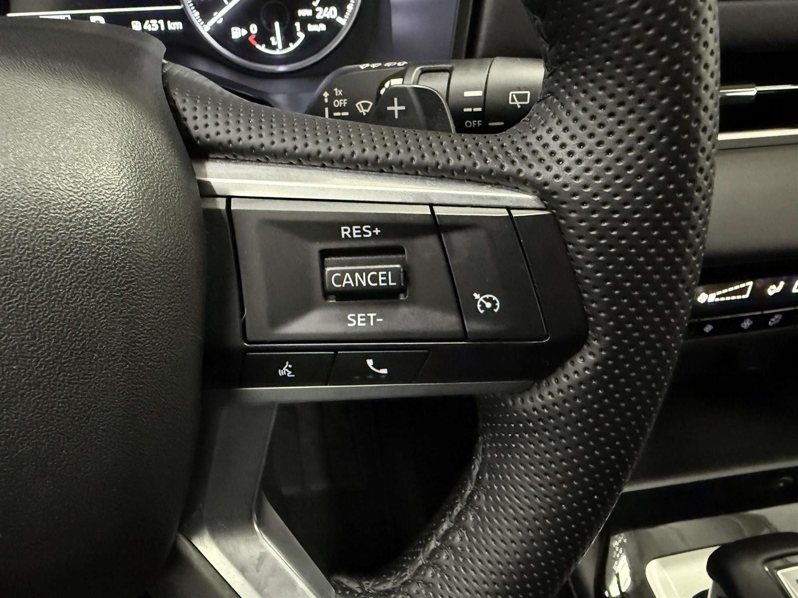 2025 Mitsubishi Outlander ES S-AWC 7 PASSENGER | HEATED SEATS - Thumbnail 27