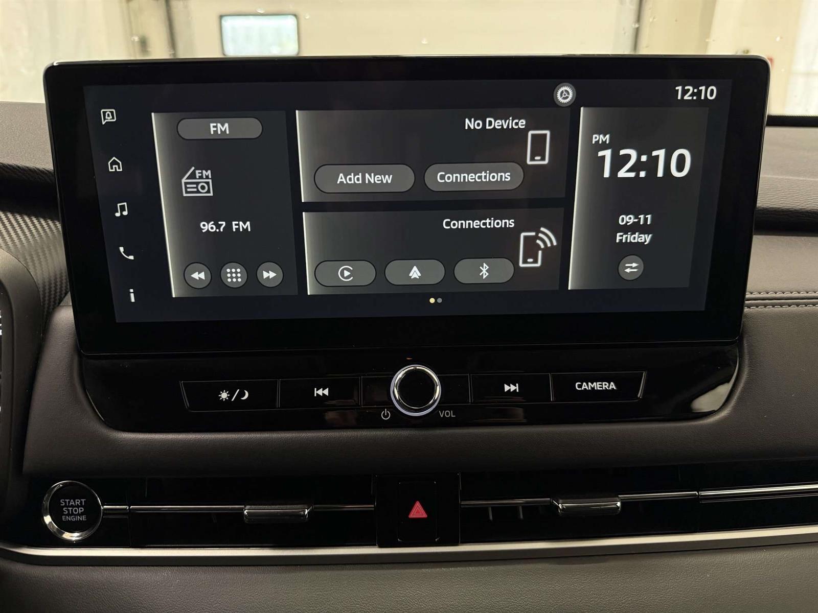 2025 Mitsubishi Outlander ES S-AWC 7 PASSENGER | HEATED SEATS - Thumbnail 30