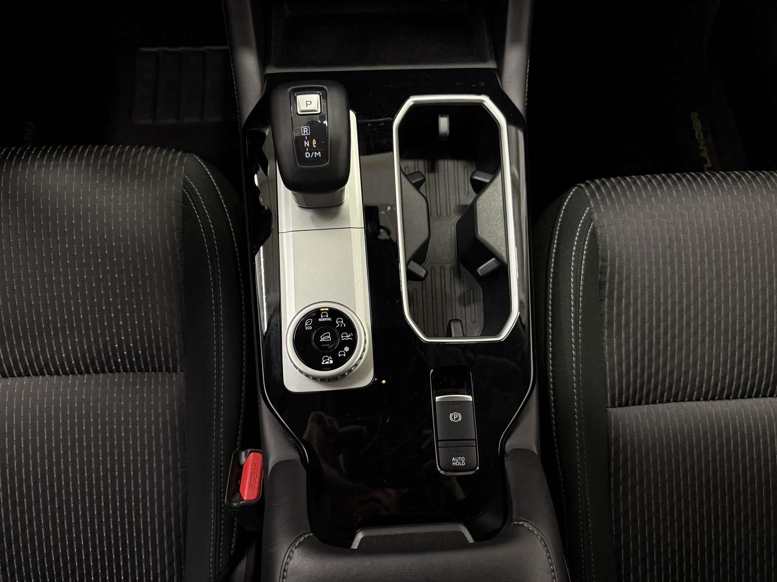 2025 Mitsubishi Outlander ES S-AWC 7 PASSENGER | HEATED SEATS - Thumbnail 32