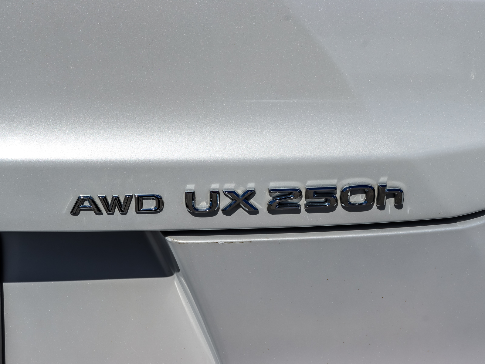 2023 Lexus UX 250H23