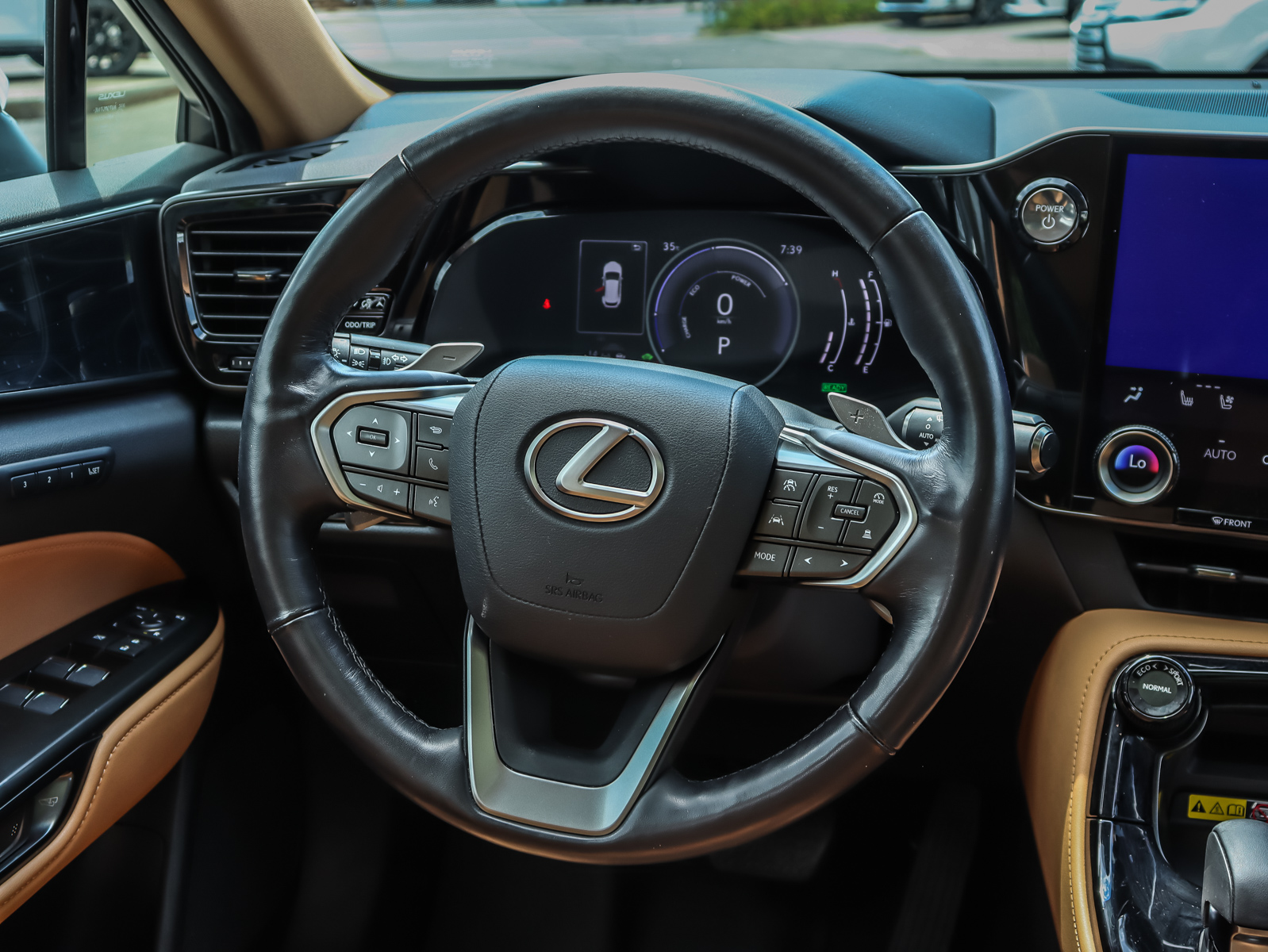 2022 Lexus NX 350h14