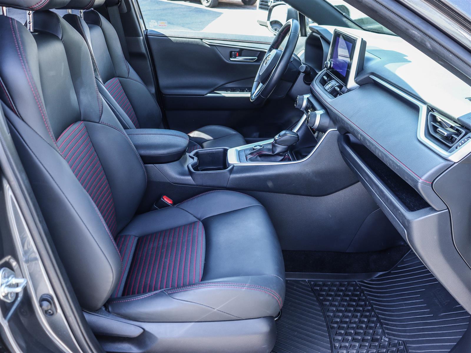 2023 Toyota RAV4 Prime 18