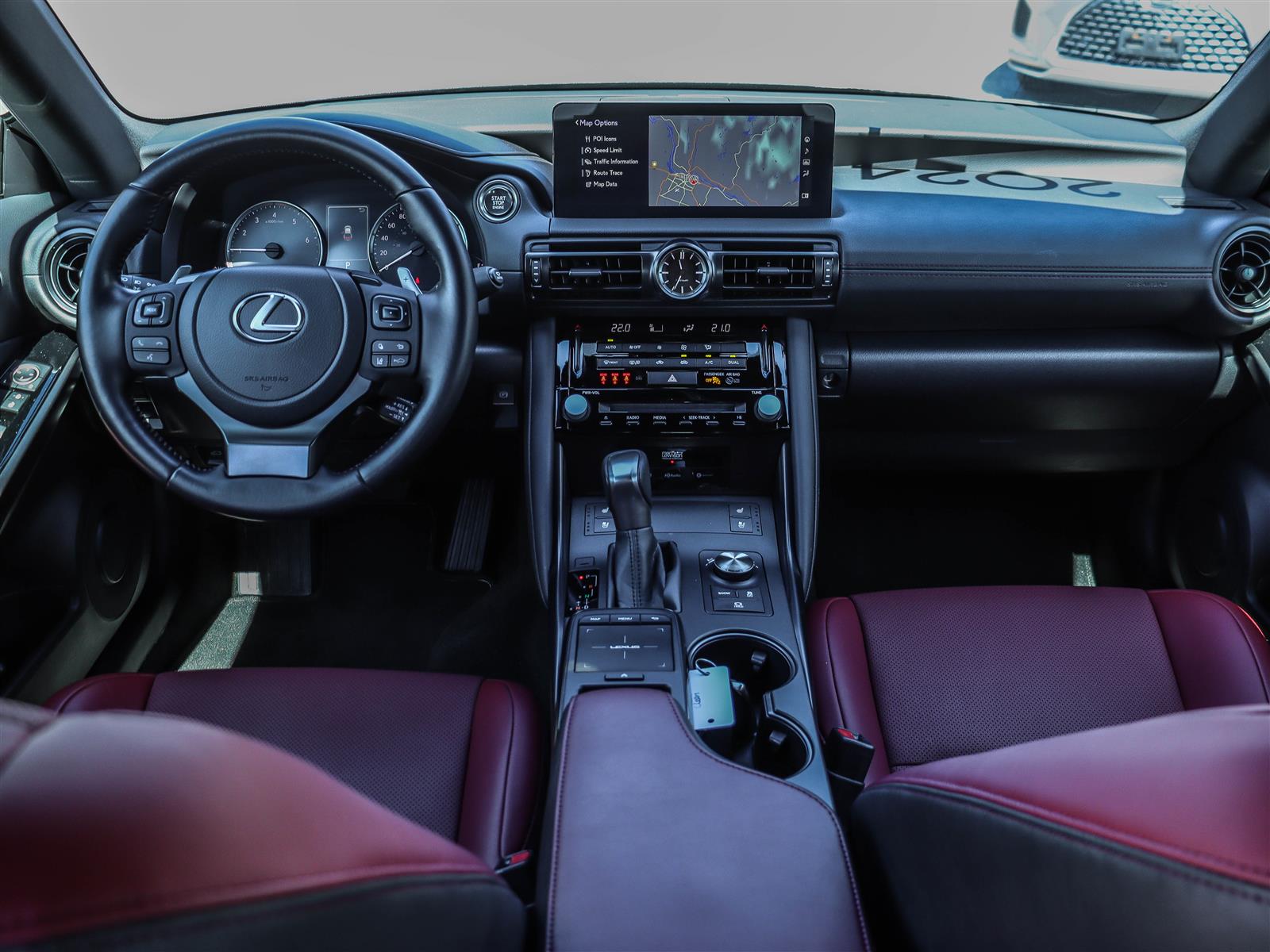 2024 Lexus IS 300 16