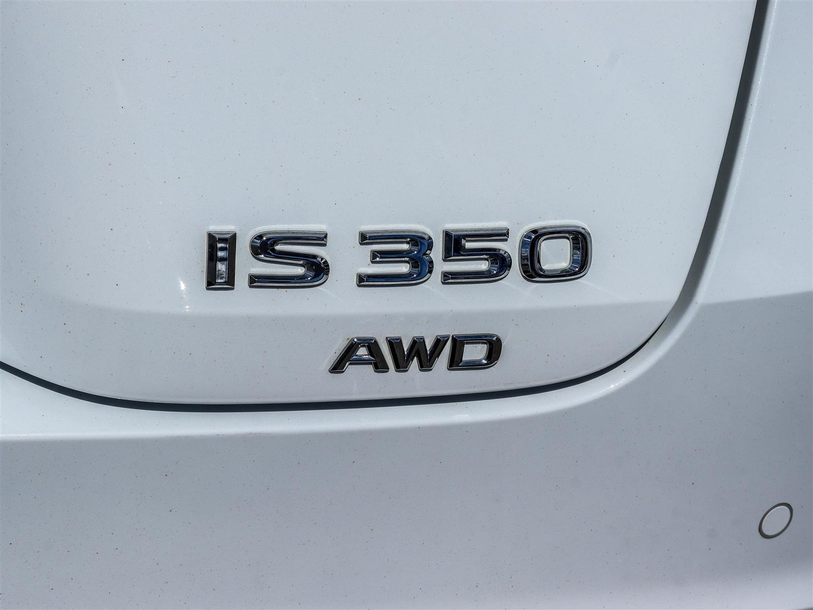 2024 Lexus IS 22