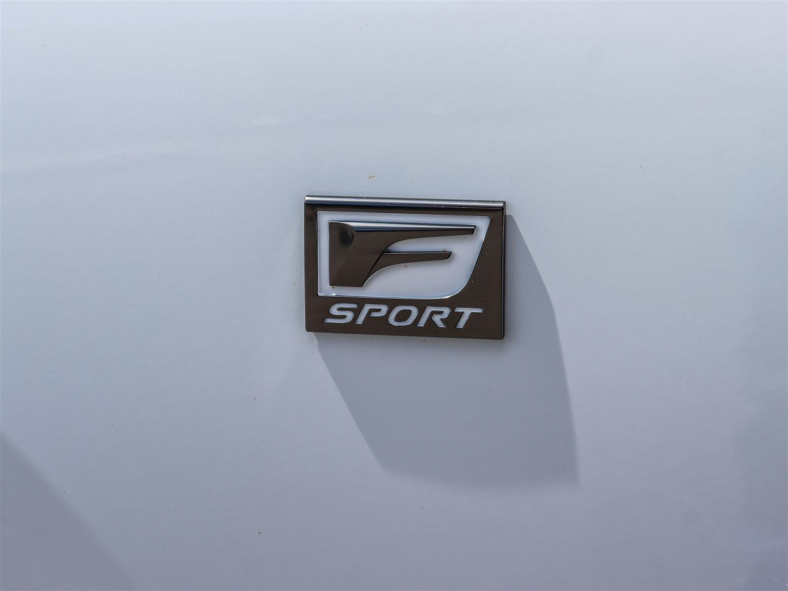 2024 Lexus IS 300 23