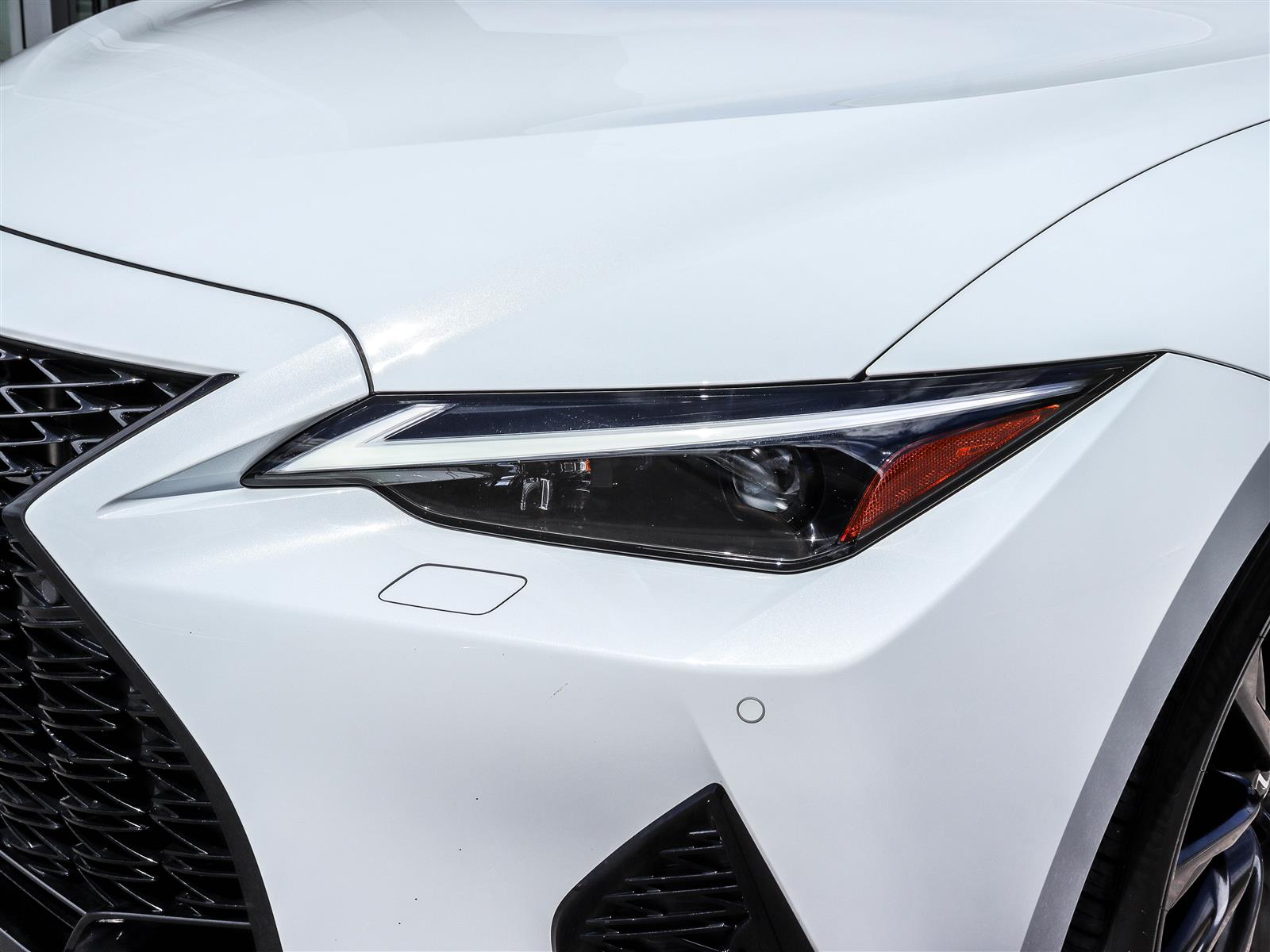 2024 Lexus IS 300 25