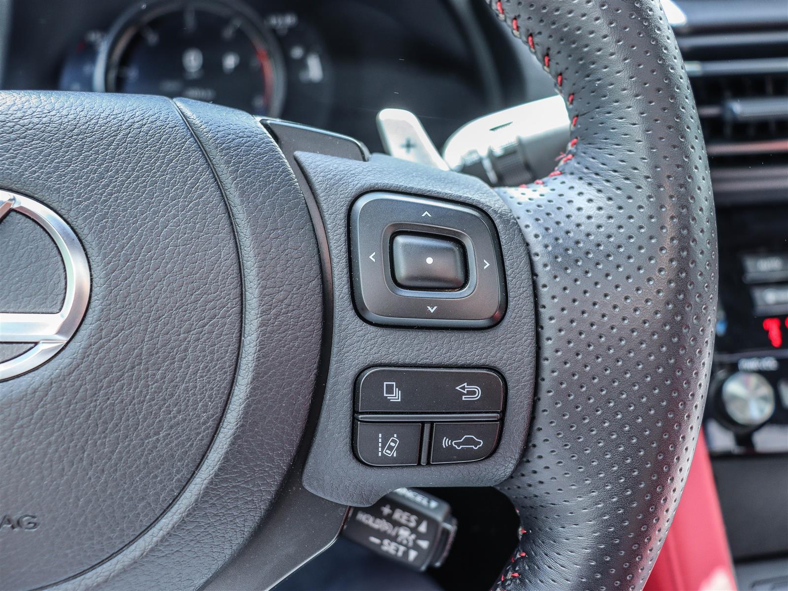 2024 Lexus IS 300 29