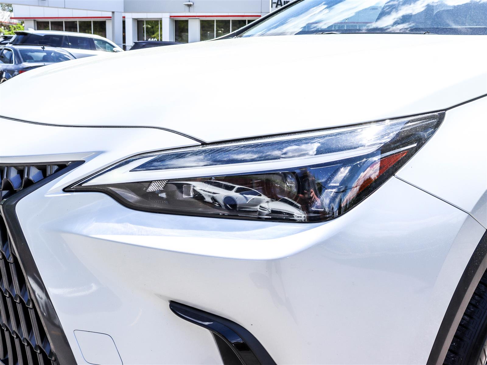 2025 Lexus NX450h+ 26