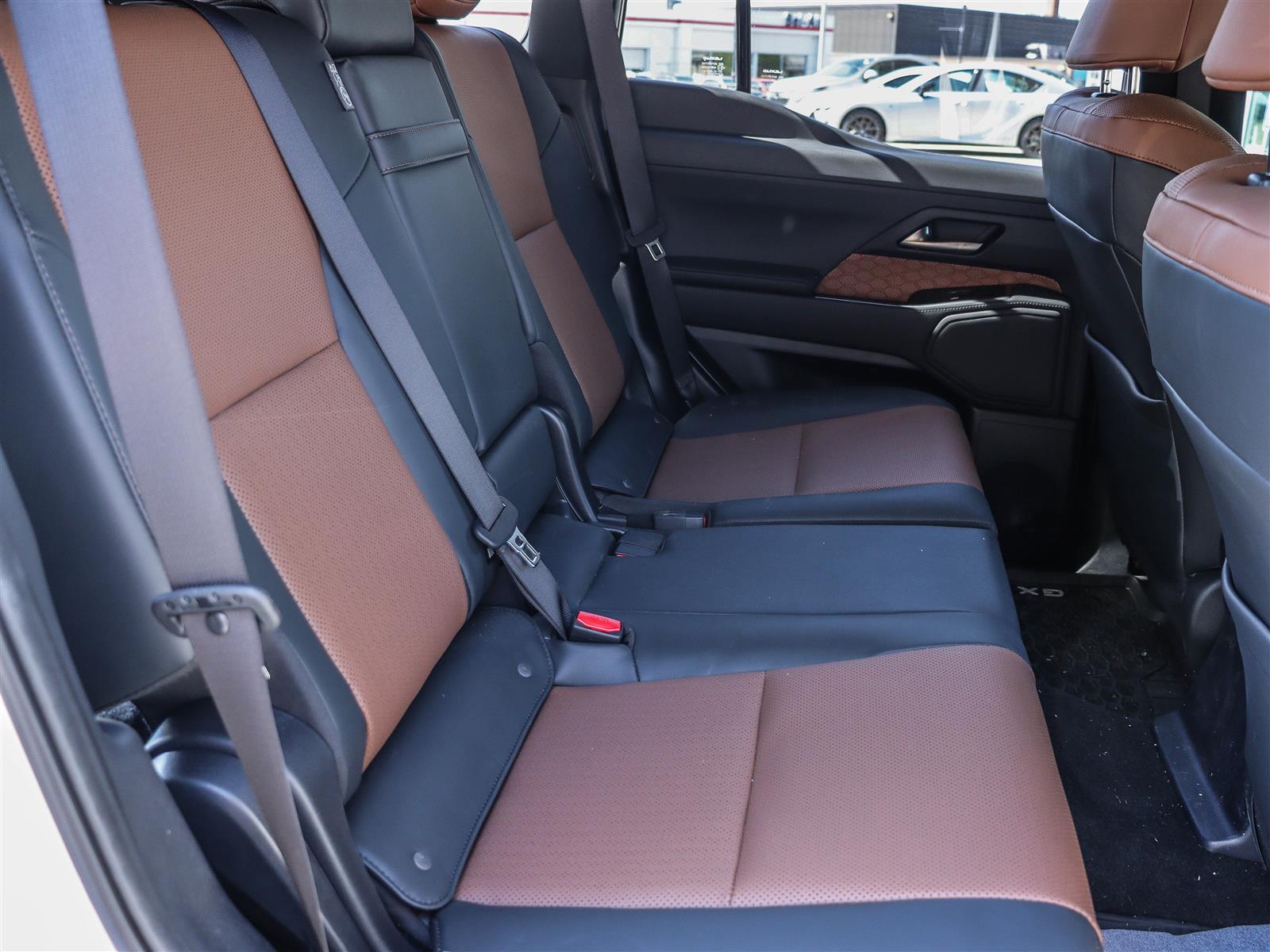 2026 Lexus GX 550 22