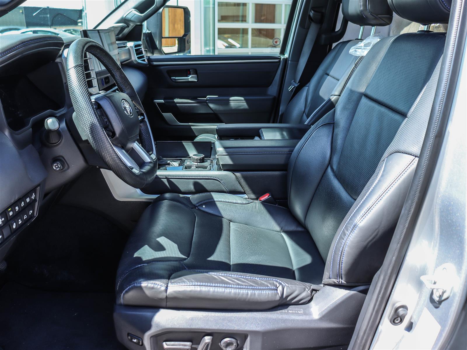 Toyota Sequoia 2024 10