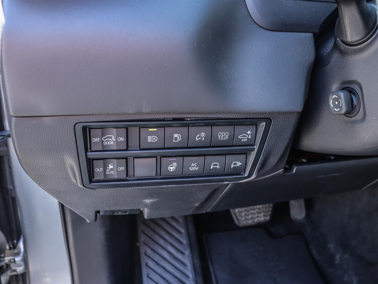Toyota Sequoia 2024 13