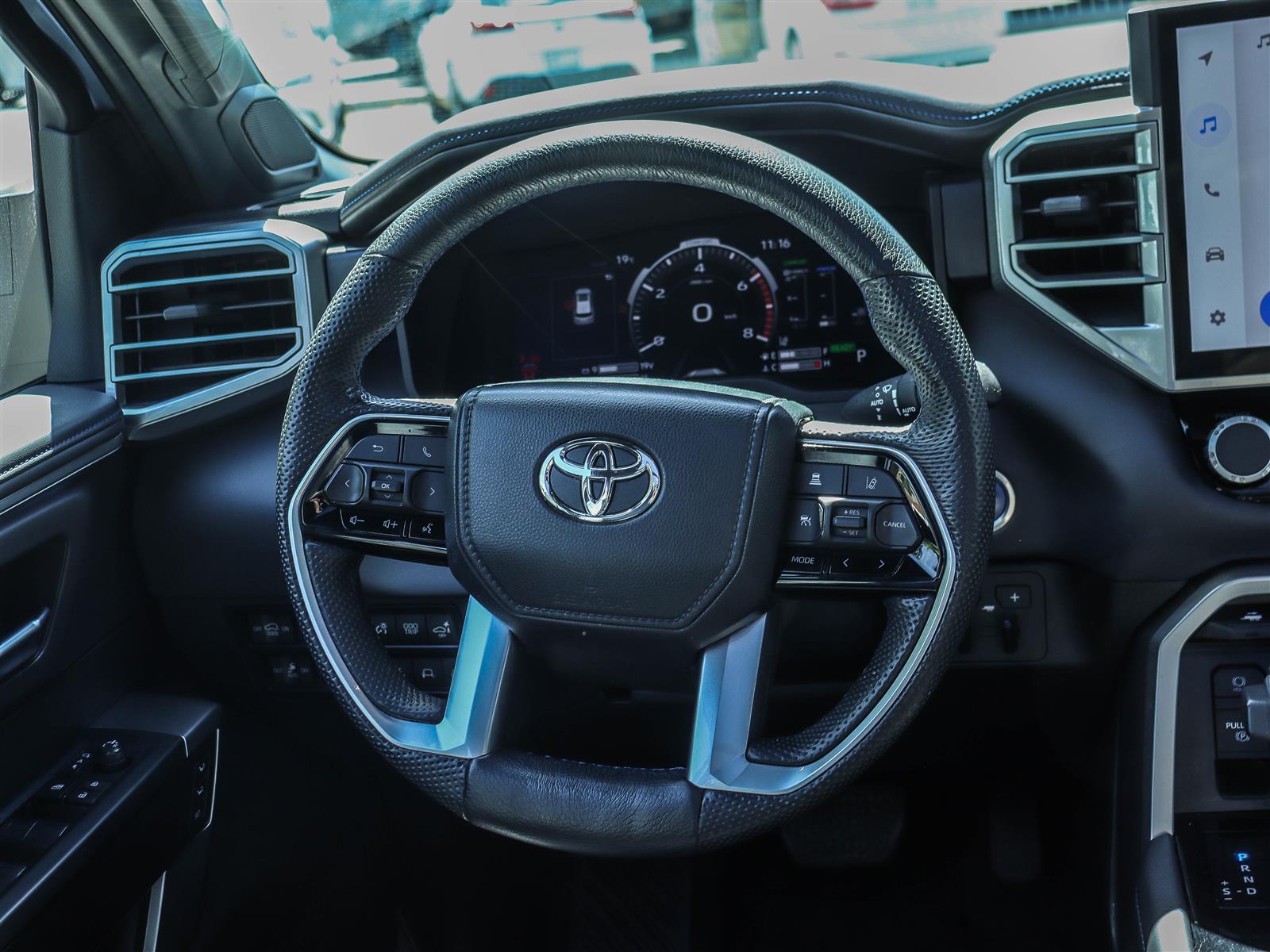 Toyota Sequoia 2024 14