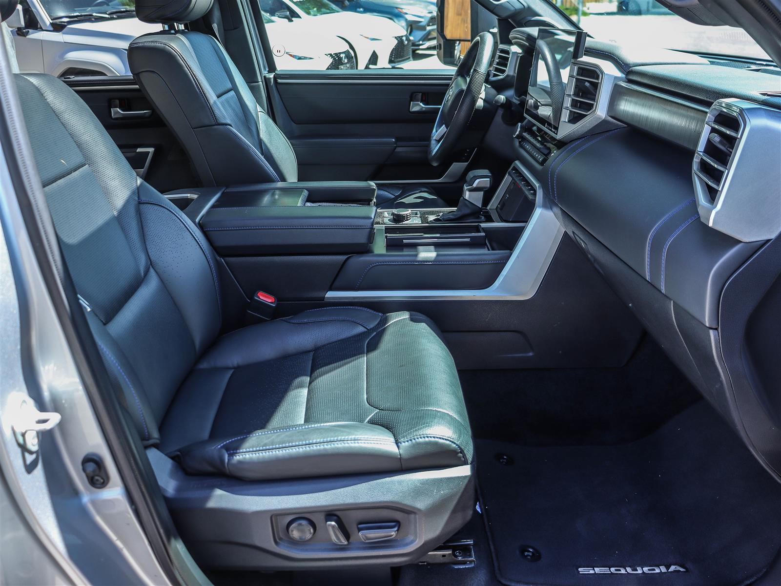 Toyota Sequoia 2024 19